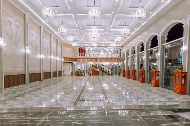 Gallery view 2